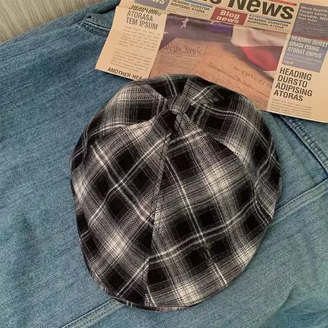 Cap Plaid Flat