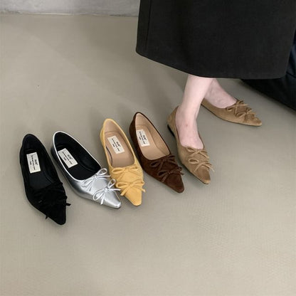 Ribbon Accent Pointed Flats