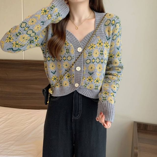 V-Neck Floral-Print Cropped Cardigan