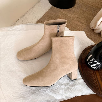 Boots Chunky Heel Short