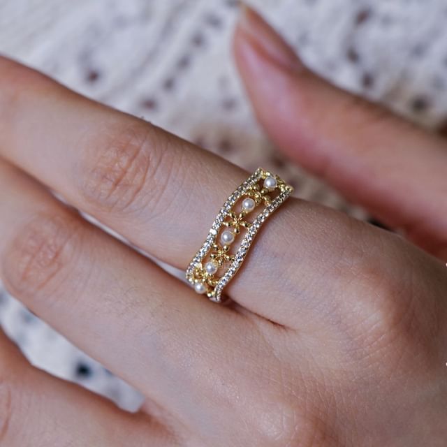 Bague ouverte en alliage avec strass et fausses perles