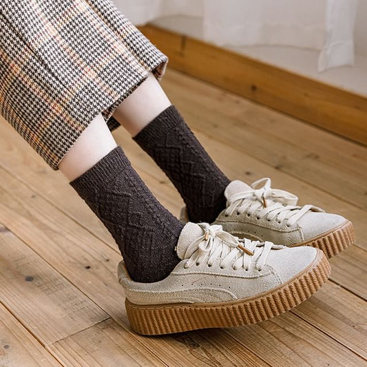 Cable Knit Plain Crew Socks