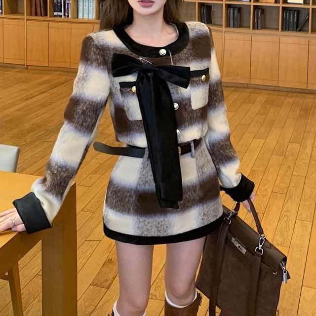 High Accent Neck Pencil Skirt Jacket Button-Up / Mini Plaid Crew Contrast Crop Rise Trim Bow