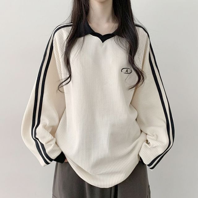 Long Contrast-Trim Sleeve Waffle Loose-Fit Pattern Embroidered