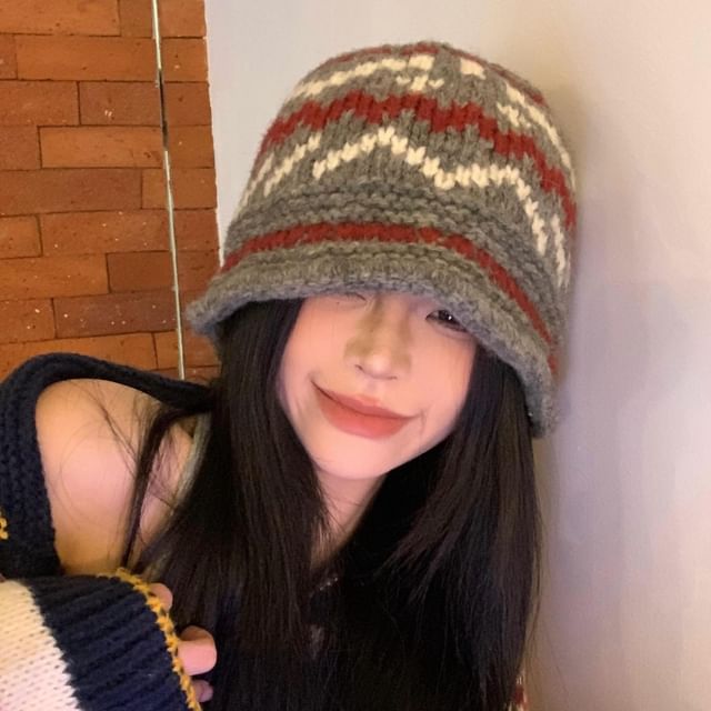 Hat Patterned Bucket Knit