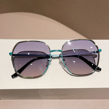 Round Frame Sunglasses