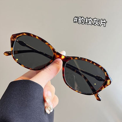 Frame Sunglasses Oval Glitter