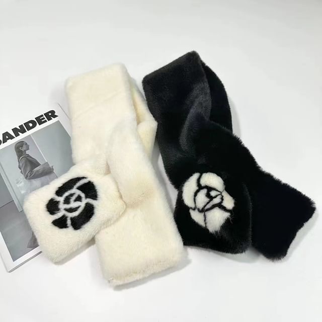 Set Bow Fluffy / Muffs Ear Print Scarf Floral