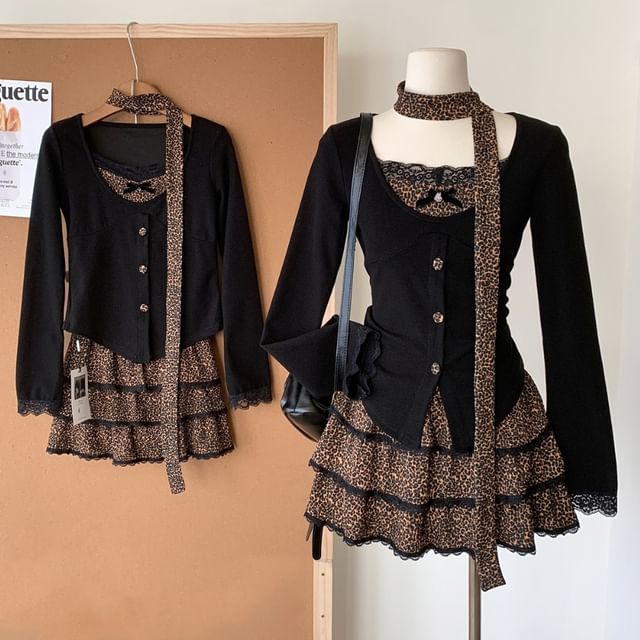 Mini V-Neck + Set: Waist Button-Up Tiered Print Skirt Plain Top High Long-Sleeve Leopard