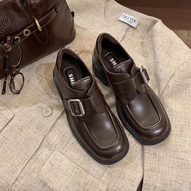 Buckled Loafers Square Toe