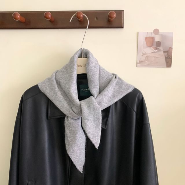 Wool Scarf Triangle Plain