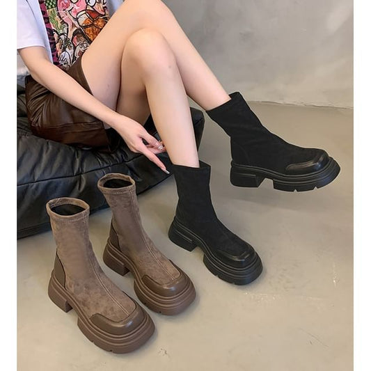 Platform Flat Boots