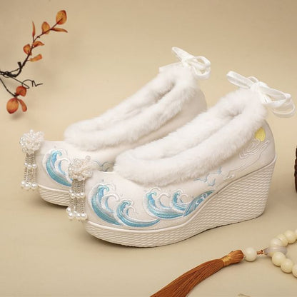 Heel Embroidered Wedge Pumps Fleece-Lined