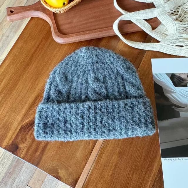 Knit Cable Beanie Plain