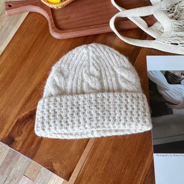 Knit Cable Beanie Plain