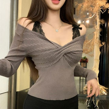 Long-Sleeve V-Neck Cold Shoulder Mock Two-Piece Lace Panel Bow Accent Crop Top