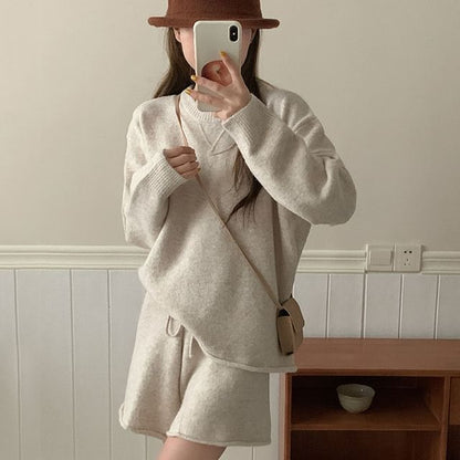 Set: Round Neck Plain Sweater + Drawstring Waist Knit Shorts