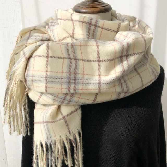 Plaid Scarf Fringe