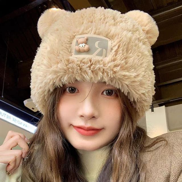 Hat Tone Fluffy Bear Two /