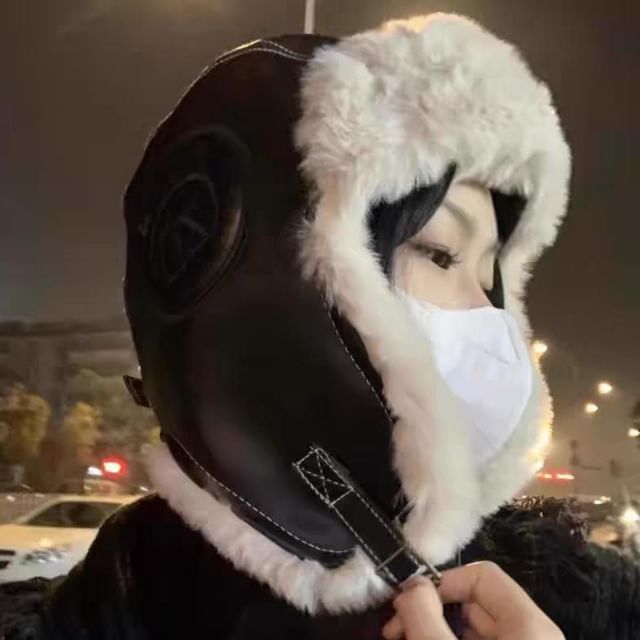 Fluffy Leather Plain Trapper Panel Hat / Faux