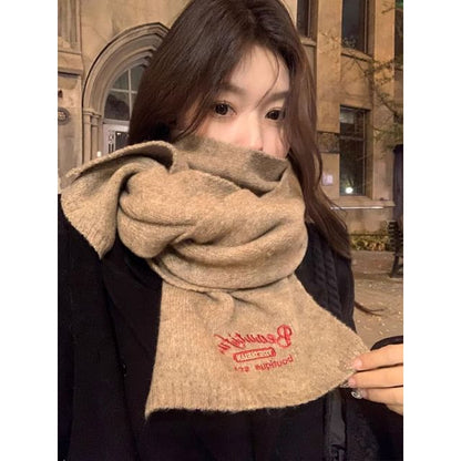 Plain Embroidered Lettering Scarf / Plaid