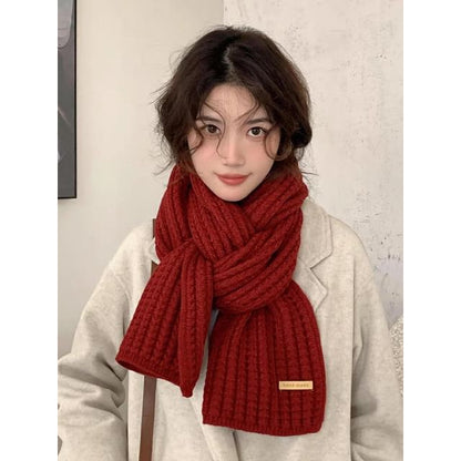 Plain Embroidered Lettering Scarf / Plaid