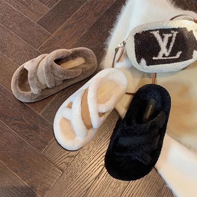 Sandals Cross Fleece Plain Band Slide