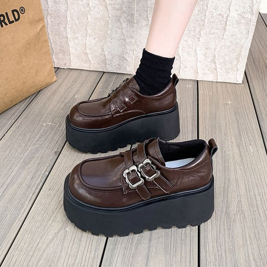 Faux Buckled Shoes Leather Ankle