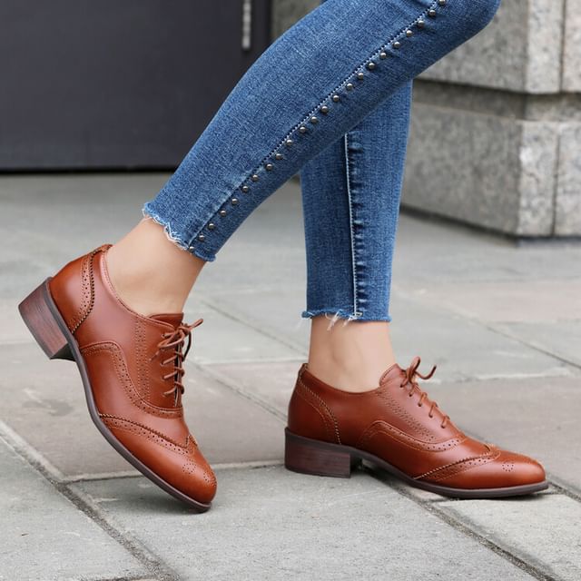 Brogue Oxfords Wingtip