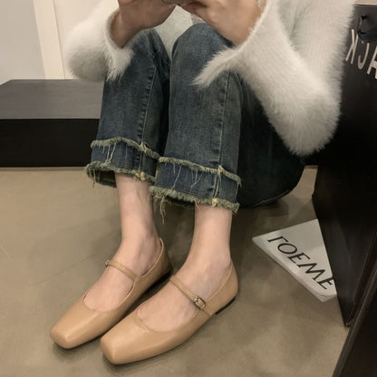 Toe Mary Square Jane Flats