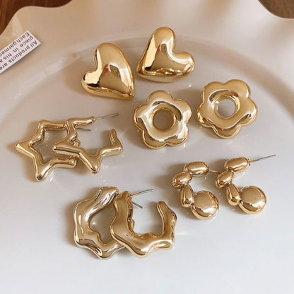 Hoop / Earring Alloy Stud
