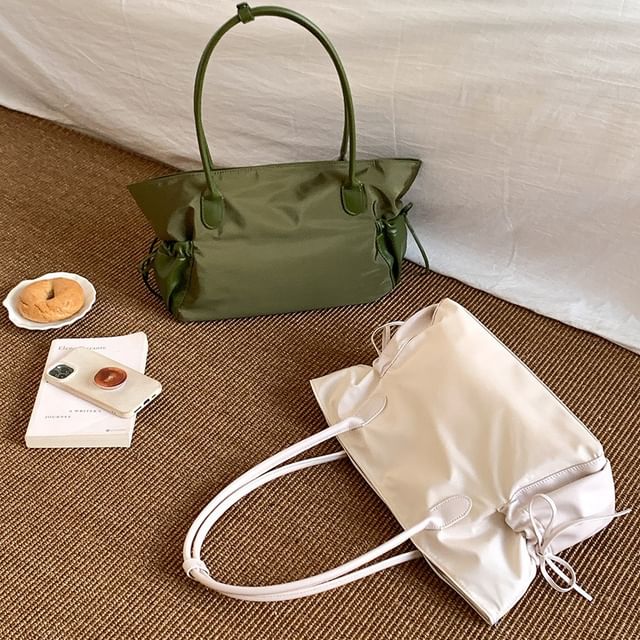 Plain Bag Multi-Pocket Tote