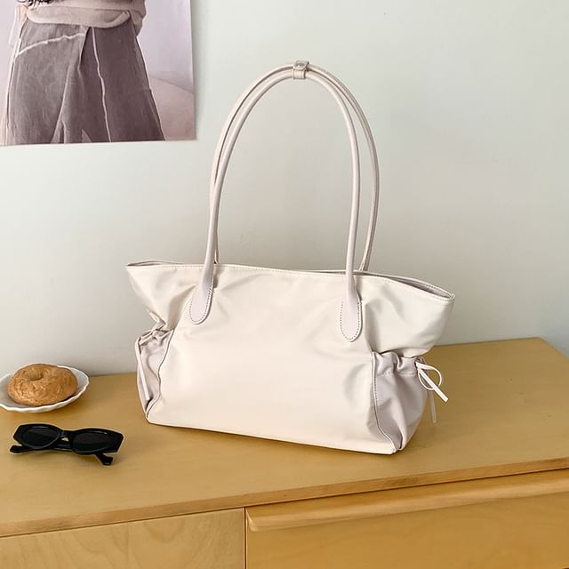 Plain Bag Multi-Pocket Tote