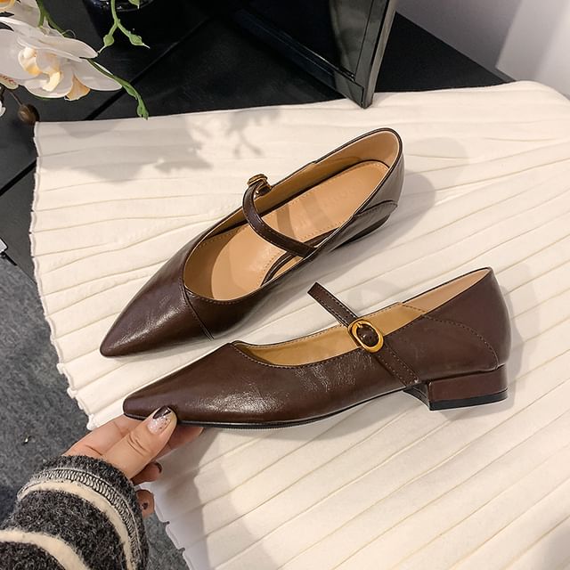 Heel Mary Leather Faux Buckled Pointed Pumps Plain Jane Toe Low