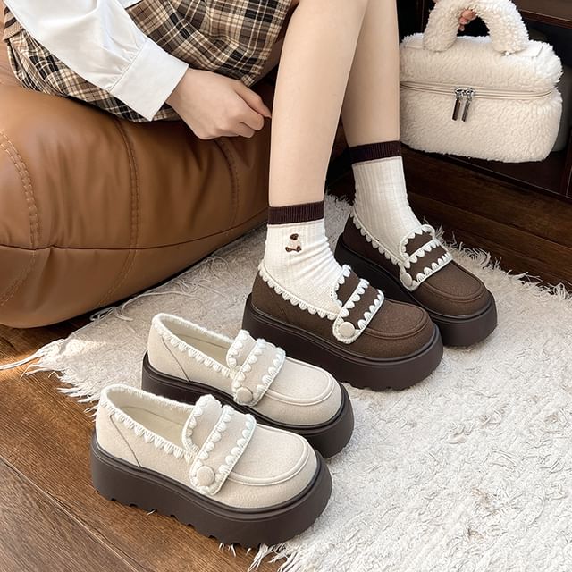 Platform Embroidered Loafers Trim