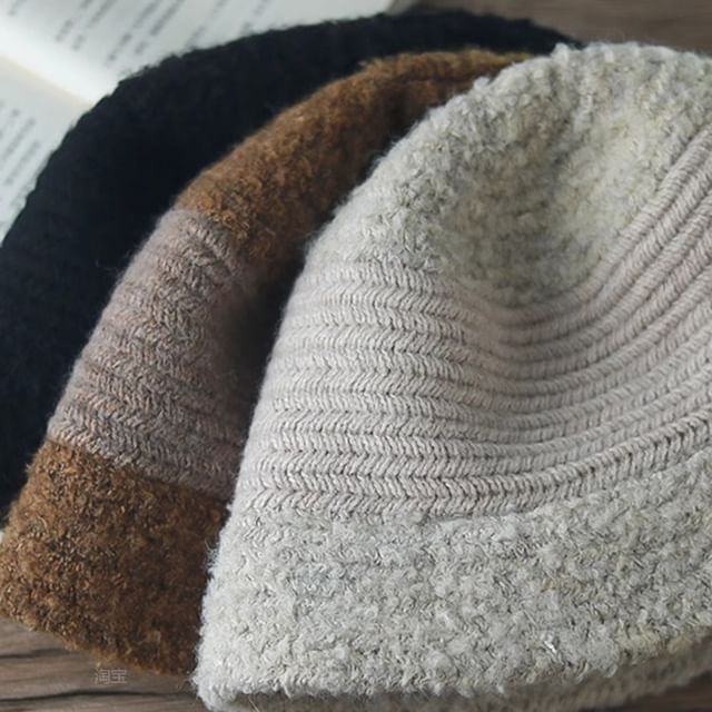 Panel Bucket Fluffy Hat