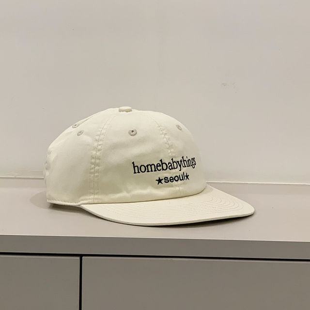 Cap Embroidered Letter