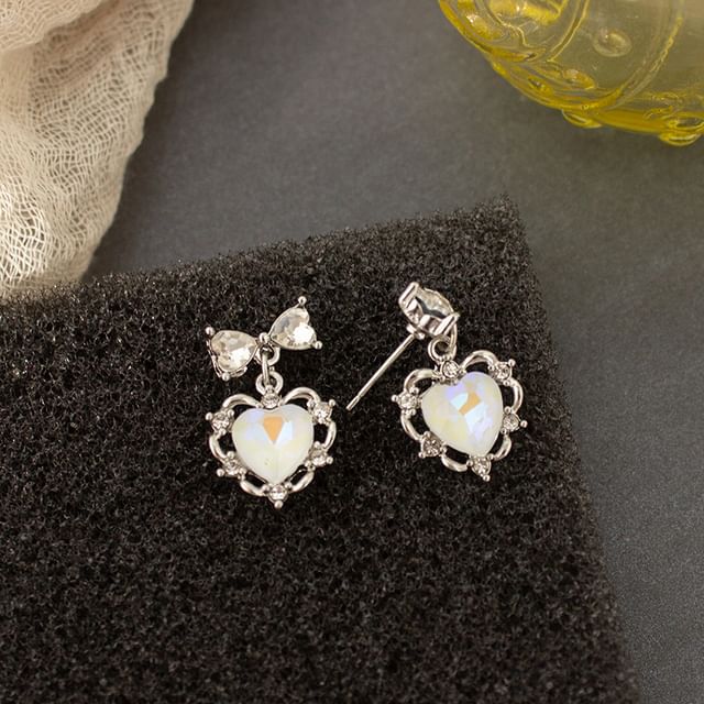 Rhinestone Earring Heart Drop
