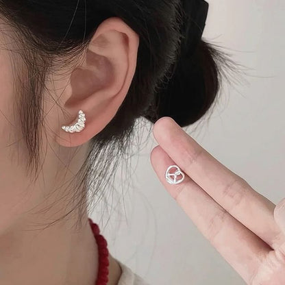 Earring On Asymmetrical Pastry Clip / Stud