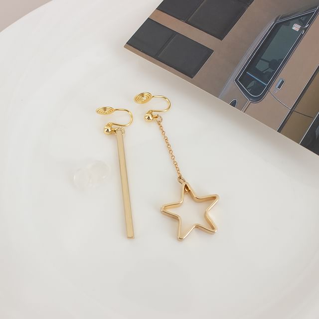 Clip Earring / Drop Asymmetrical On Star