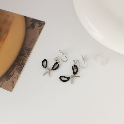 Drop / On Scissor Clip Earring