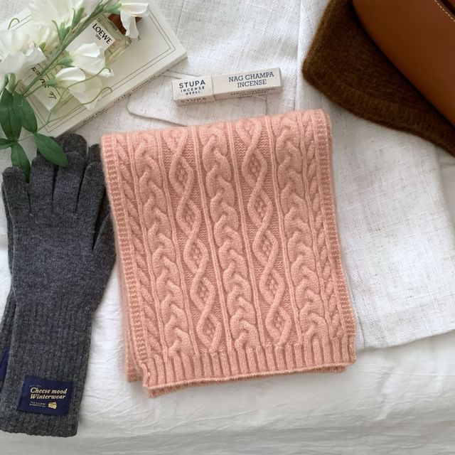 Cable-Knit Plain Scarf