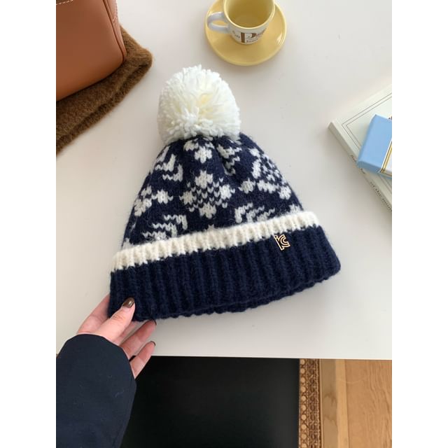 Beanie Patterned Pom