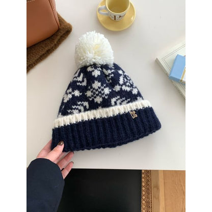 Beanie Patterned Pom