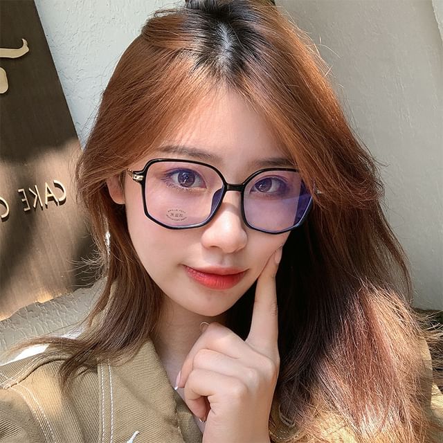 Frame Polygon Eyeglasses