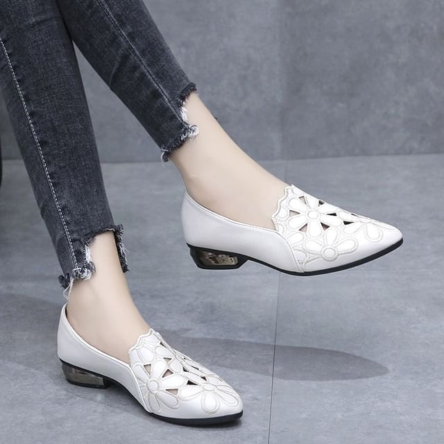 Chunky Heel Pumps Floral Embroidered