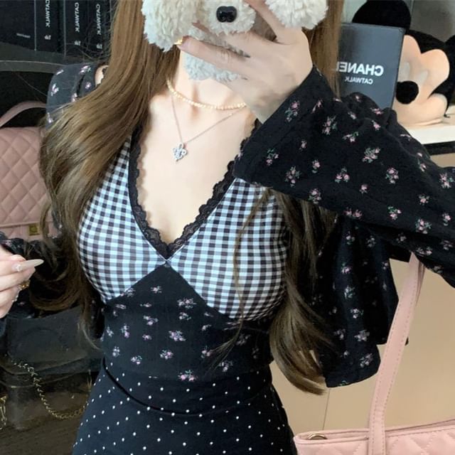 Dress / Floral Print Mini Panel Top Plaid Cardigan Crop Cami