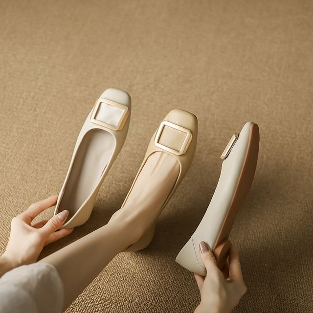 Flats Square-Toe Buckled