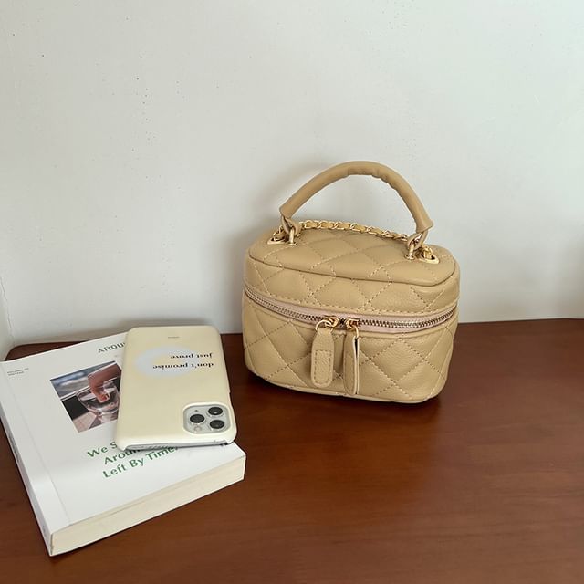 Quilted Plain Crossbody Bag Faux Zip Leather