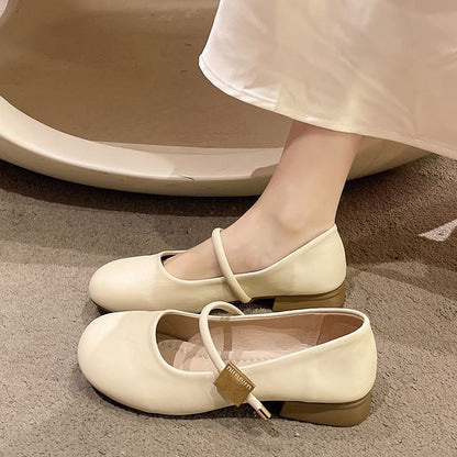 Mary Shoes Plain Jane Faux Chunky Leather Heel